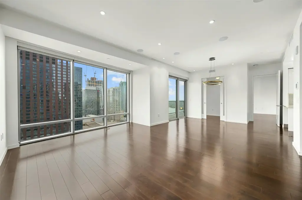 200 Congress Avenue 24b, Austin