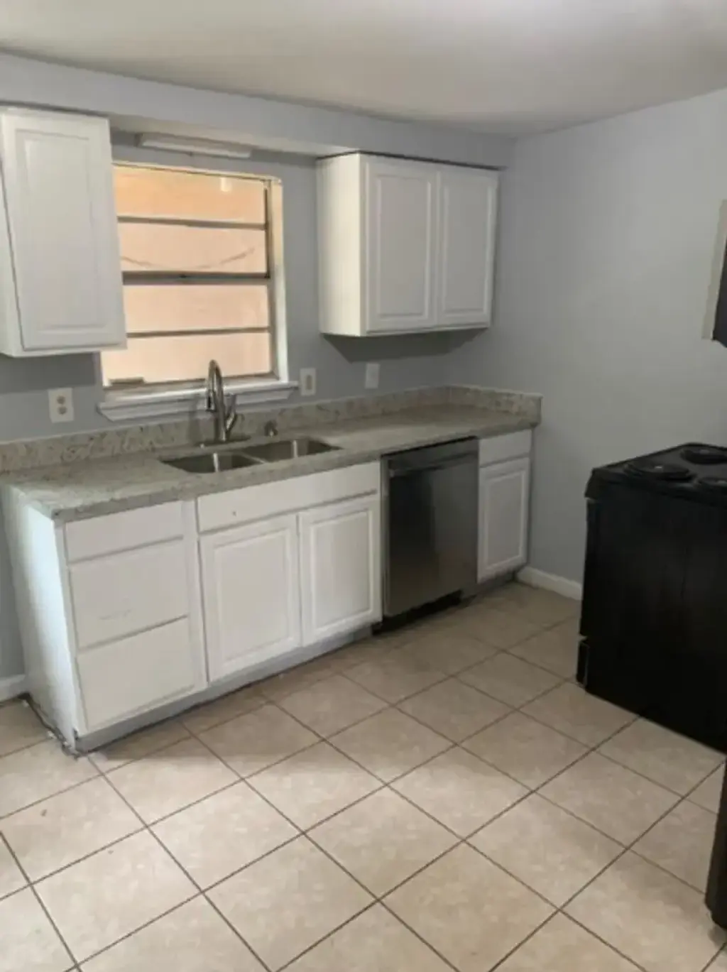 1013 Hackberry Street B, San Marcos