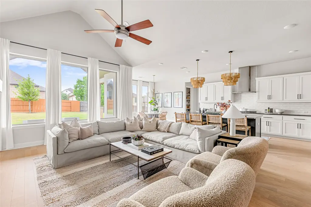 438 Premier Park Loop, Dripping Springs