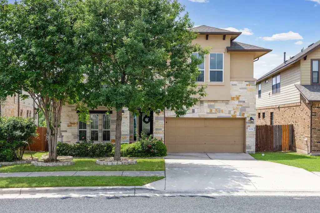 608 Cascada Lane, Round Rock