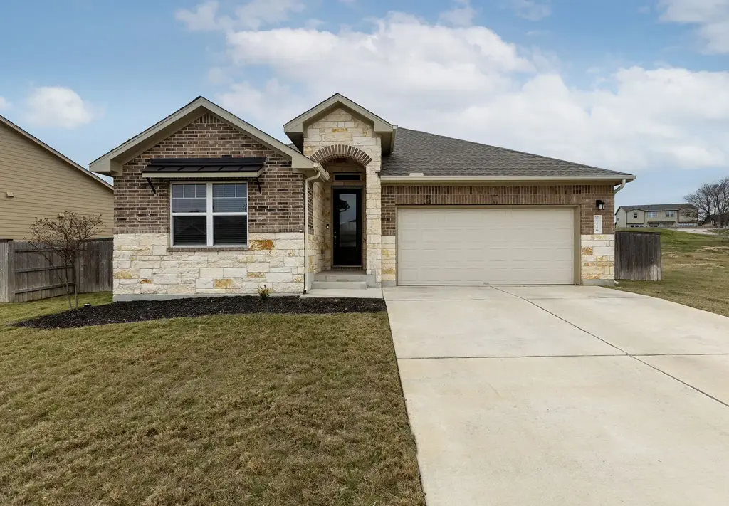 116 Joseph Hawkins Lane, Bastrop
