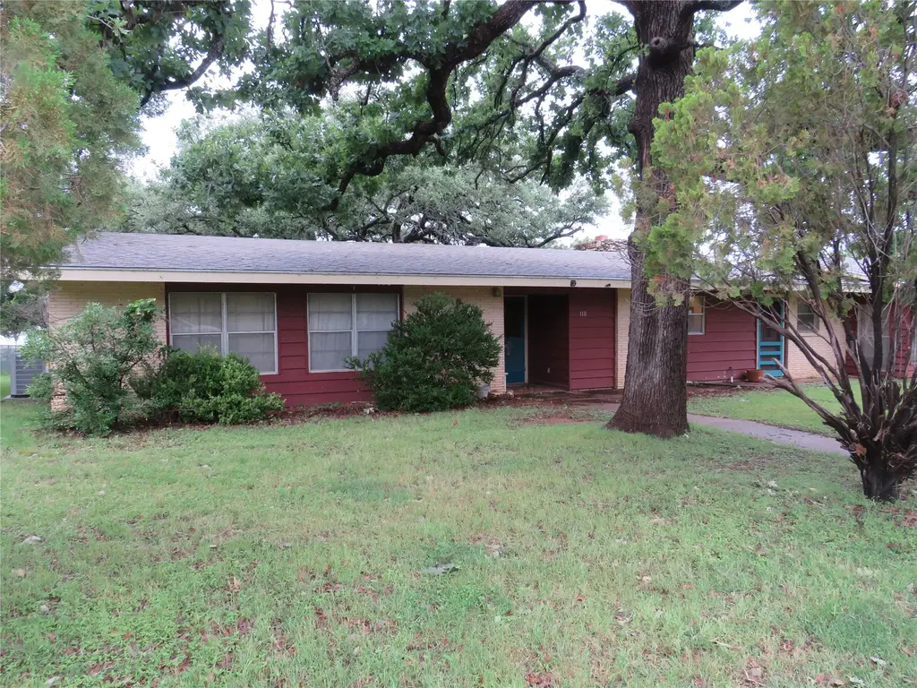 110 W Lakecrest Drive, Bluffton
