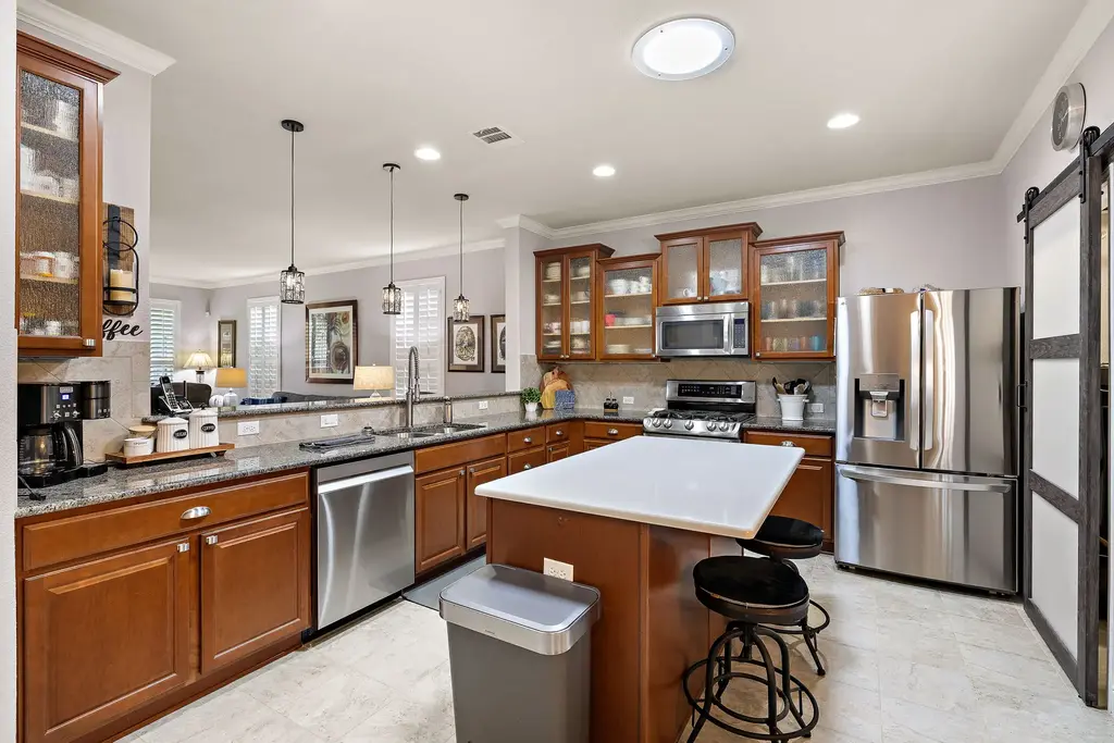 101 Copperas Creek Cove, Georgetown
