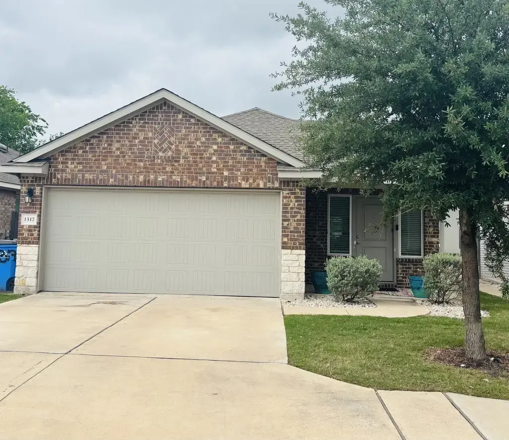 1317 Bear Peak Lane, Pflugerville