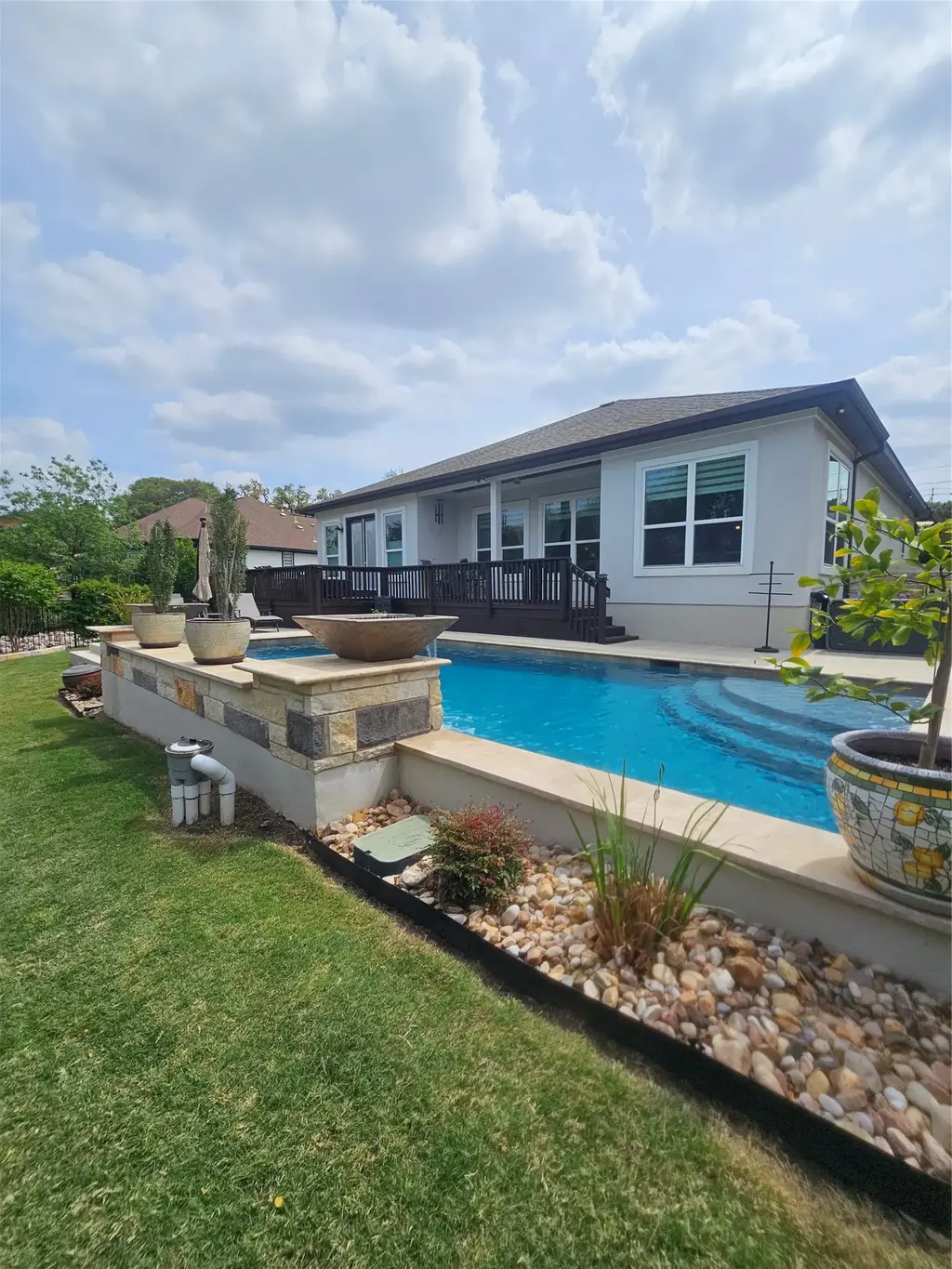 4076 Outpost Trace, Lago Vista