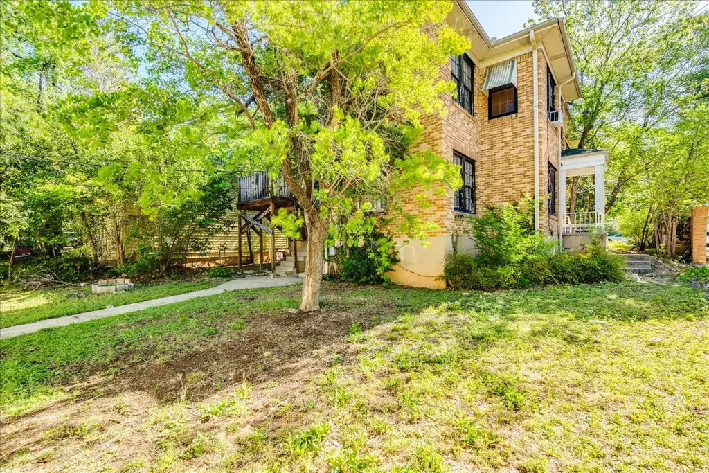 1918 Robbins Place A, Austin