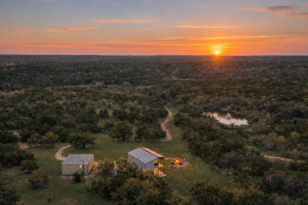 582 Delaware Creek Road, Blanco