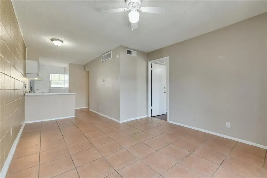 311 E 31st Street 305, Austin