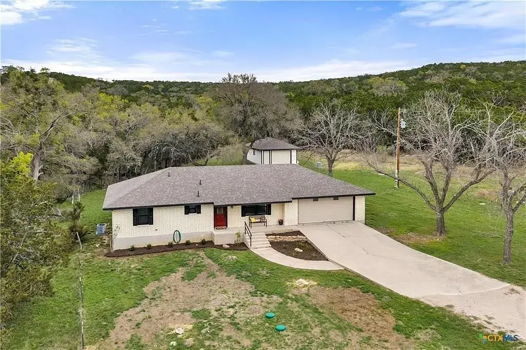 2846 W State Highway 29 Highway, Burnet