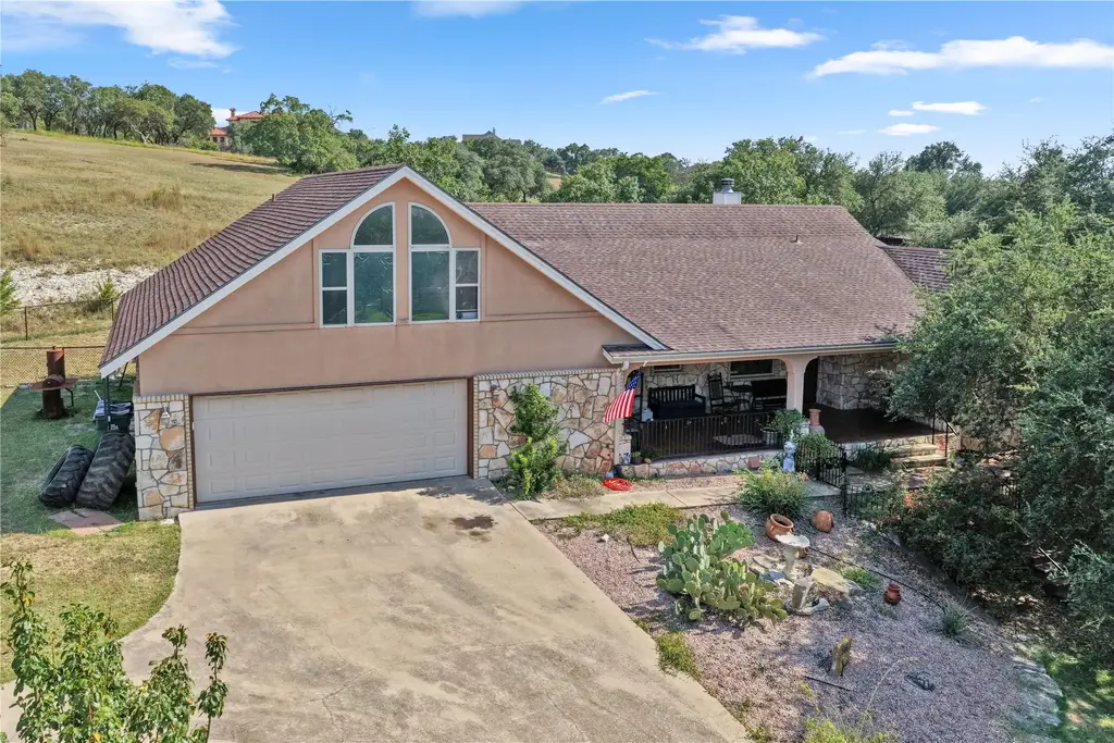 306 Alexander Avenue, Burnet