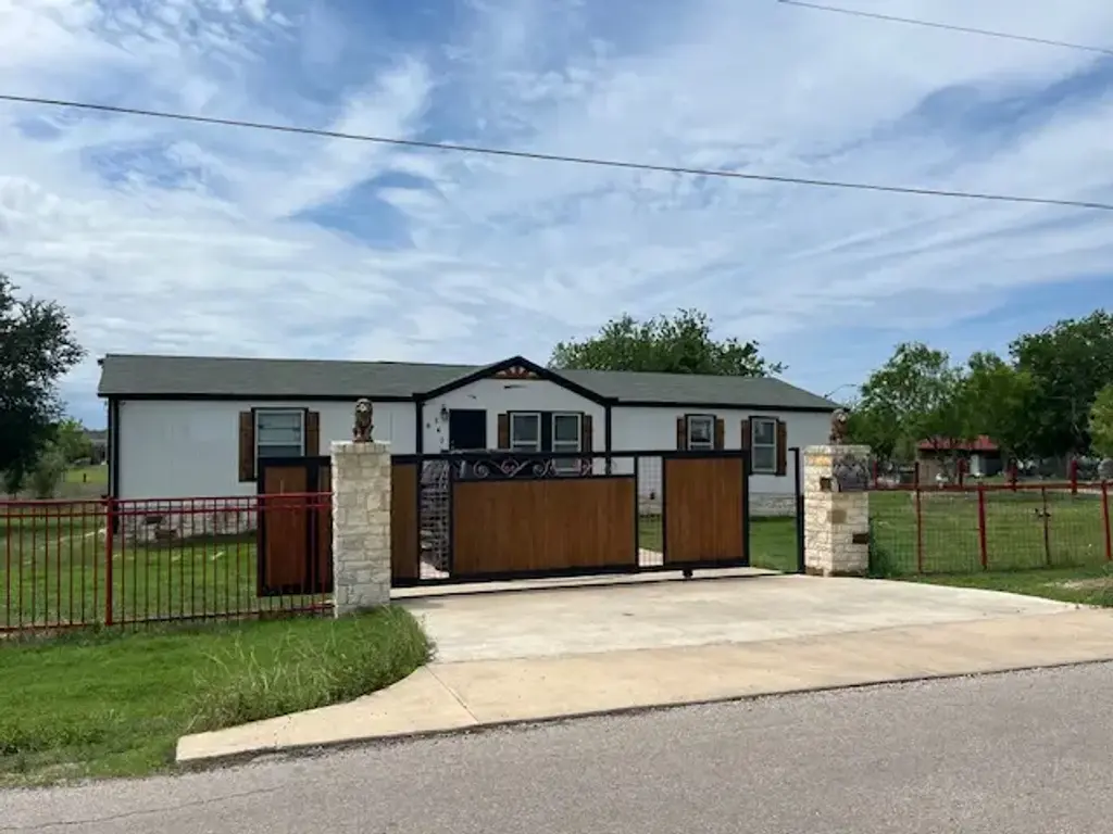 540 El Dorado Drive, Kyle