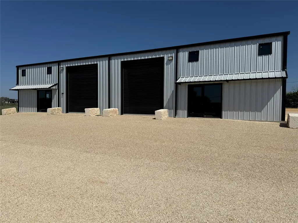 6350 Fm 2484, Salado