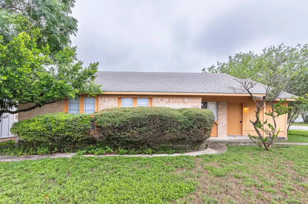 323 W William Cannon Drive A, Austin