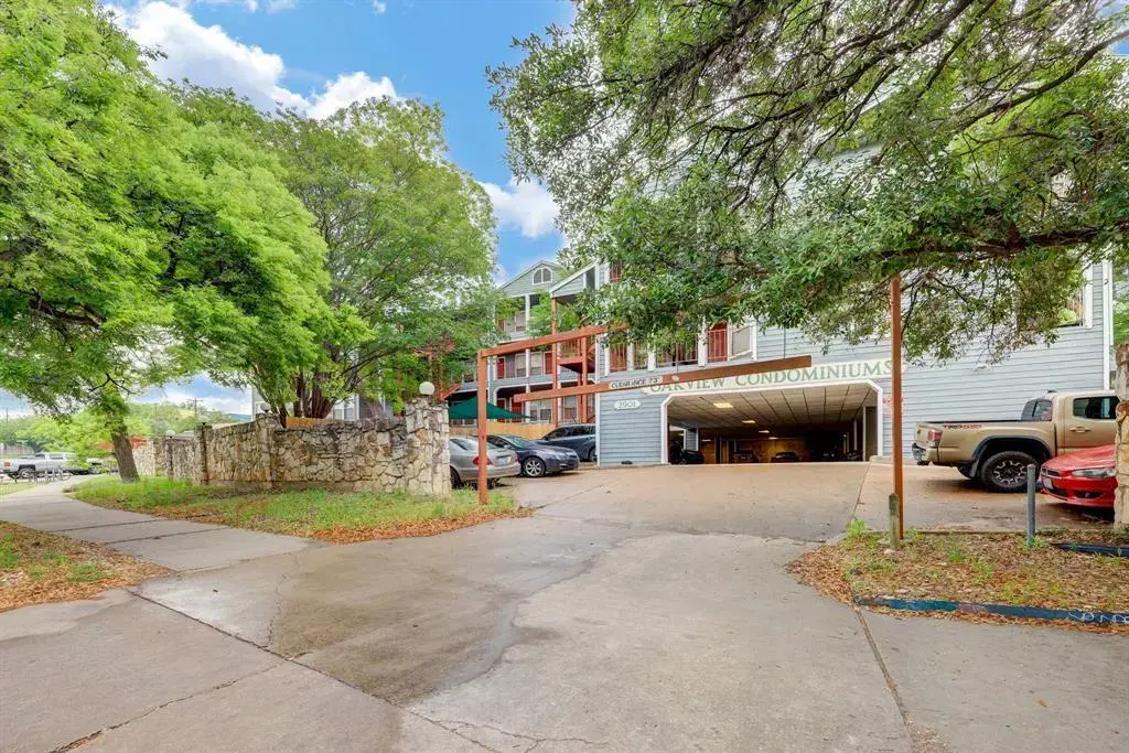2901 San Jacinto Boulevard 204, Austin