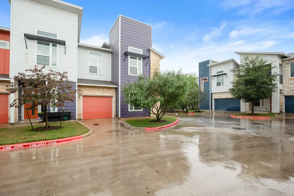 8922 Menchaca Road 701, Austin