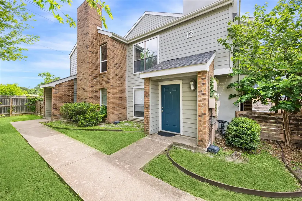2018 W Rundberg Ln Lane 13a, Austin