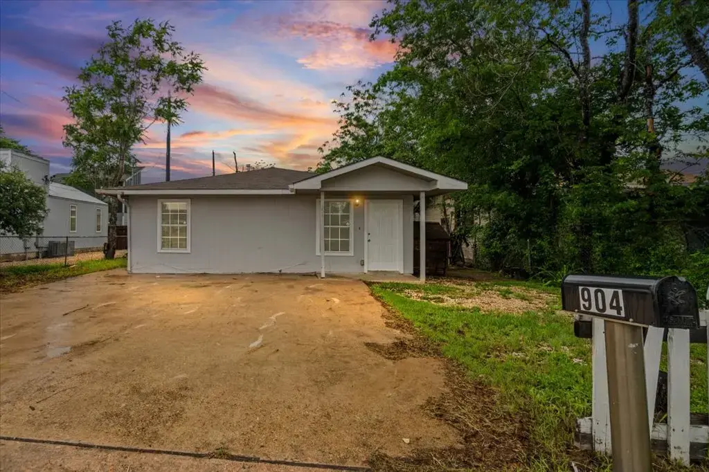 904 Montopolis Drive, Austin