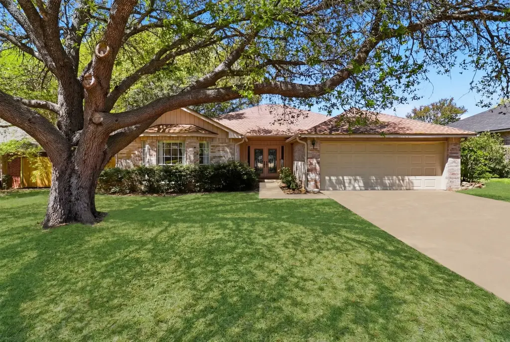 166 Turkey Run, Meadowlakes
