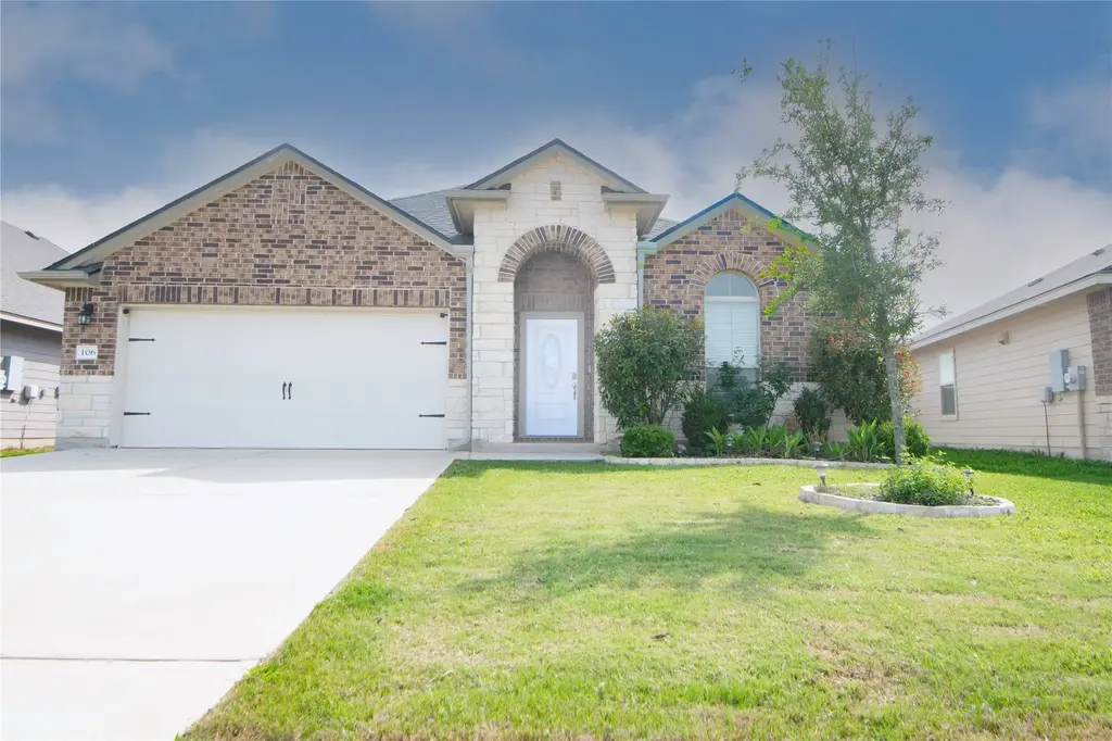 106 Reagor Drive, Taylor