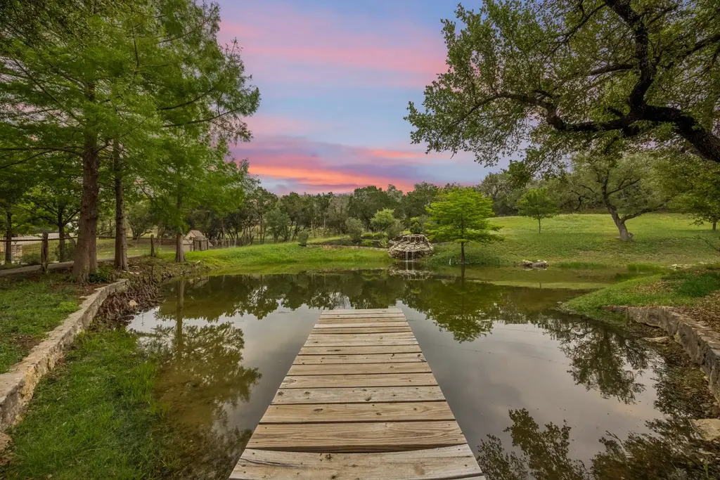 13 Carriage House Lane, Austin