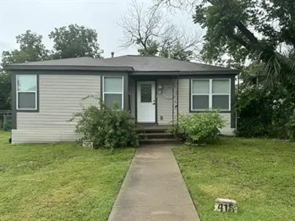 415 N Doak Street, Taylor