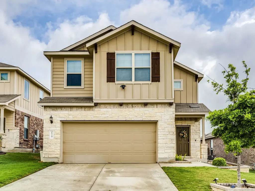 624 Pepperbark Loop, Buda