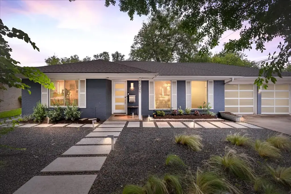 1701 Broadmoor Drive, Austin