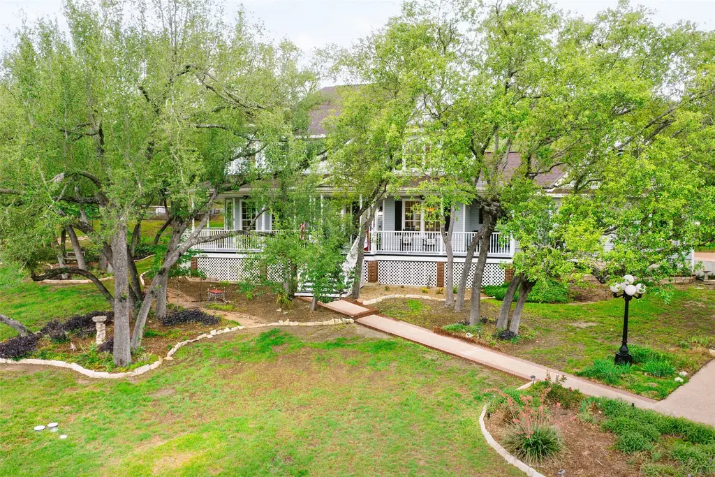 4000 Chamisa Drive, Austin