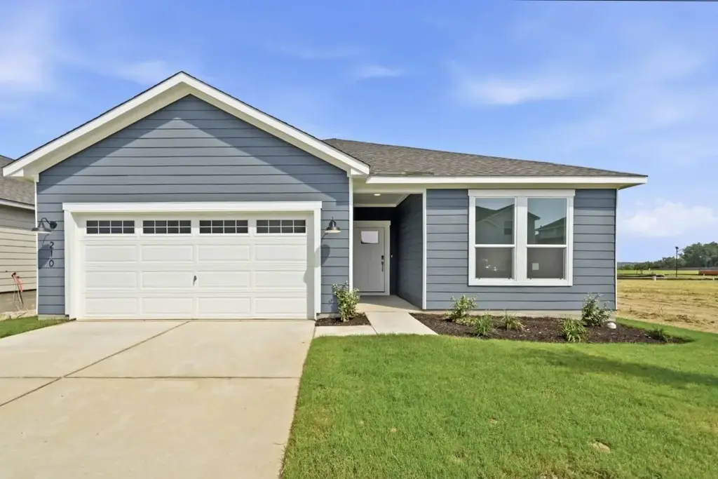 210 Morett Drive, Uhland