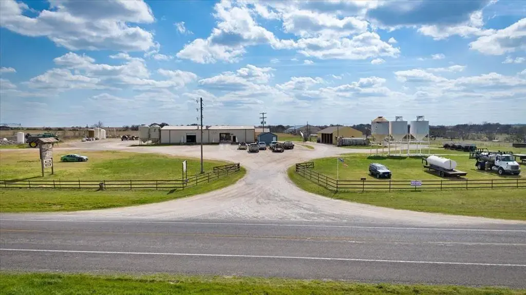 604 E. Us H 190wy, Richland Springs