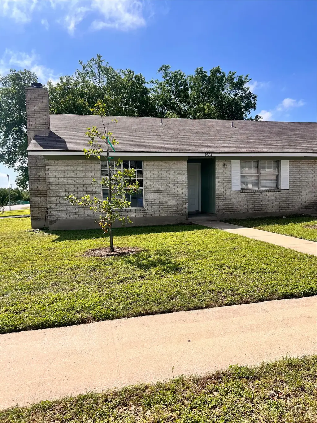 301 12th Street A, Pflugerville