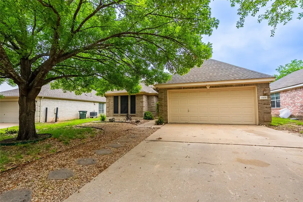 1504 Parkwood Drive, Leander