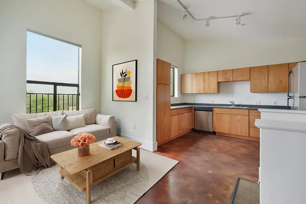 911 Keith Lane 15, Austin