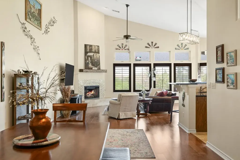 2601 N Quinlan Park Road 401, Austin