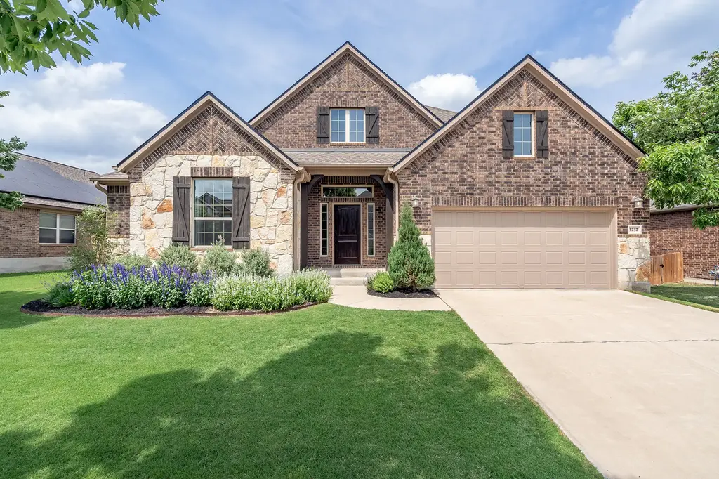 1232 Naranjo Drive, Georgetown