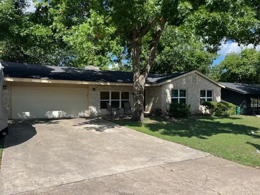 2606 Loyola Lane, Austin