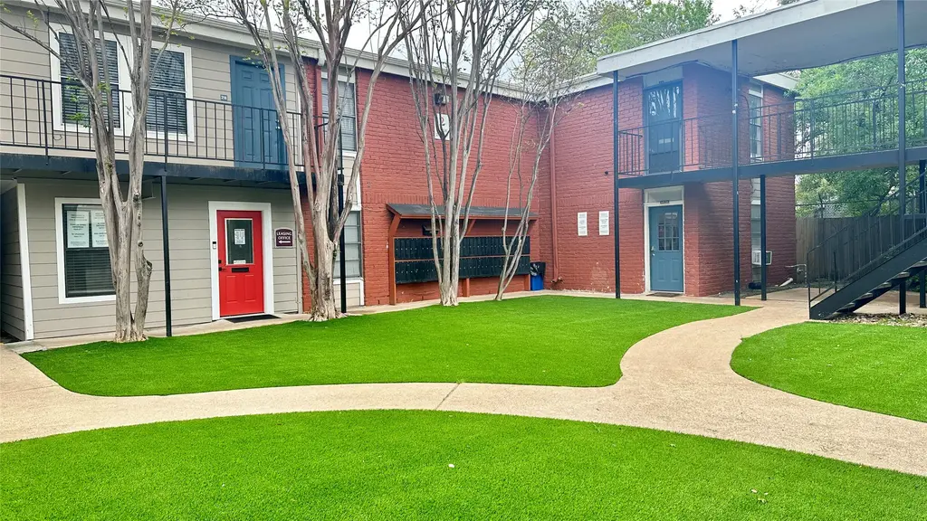 5426 Menchaca Road 124, Austin