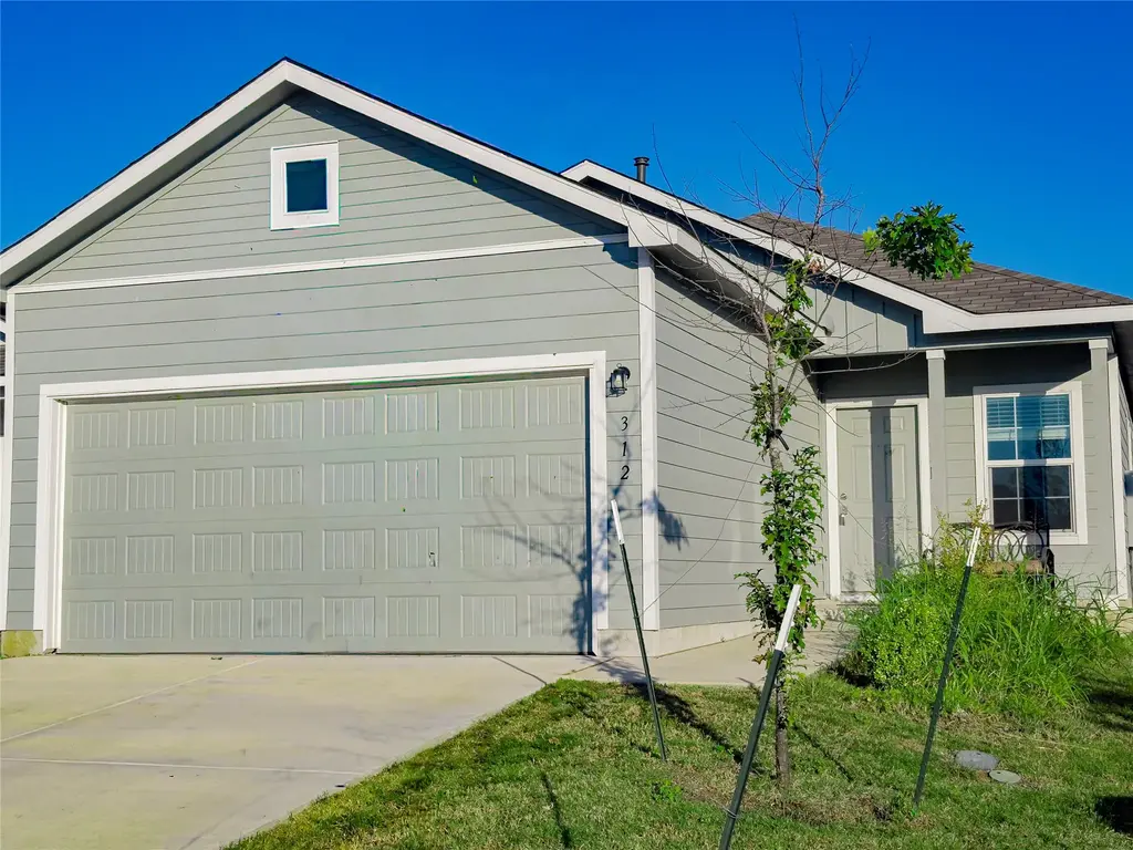 312 Soapstone Pass, Maxwell