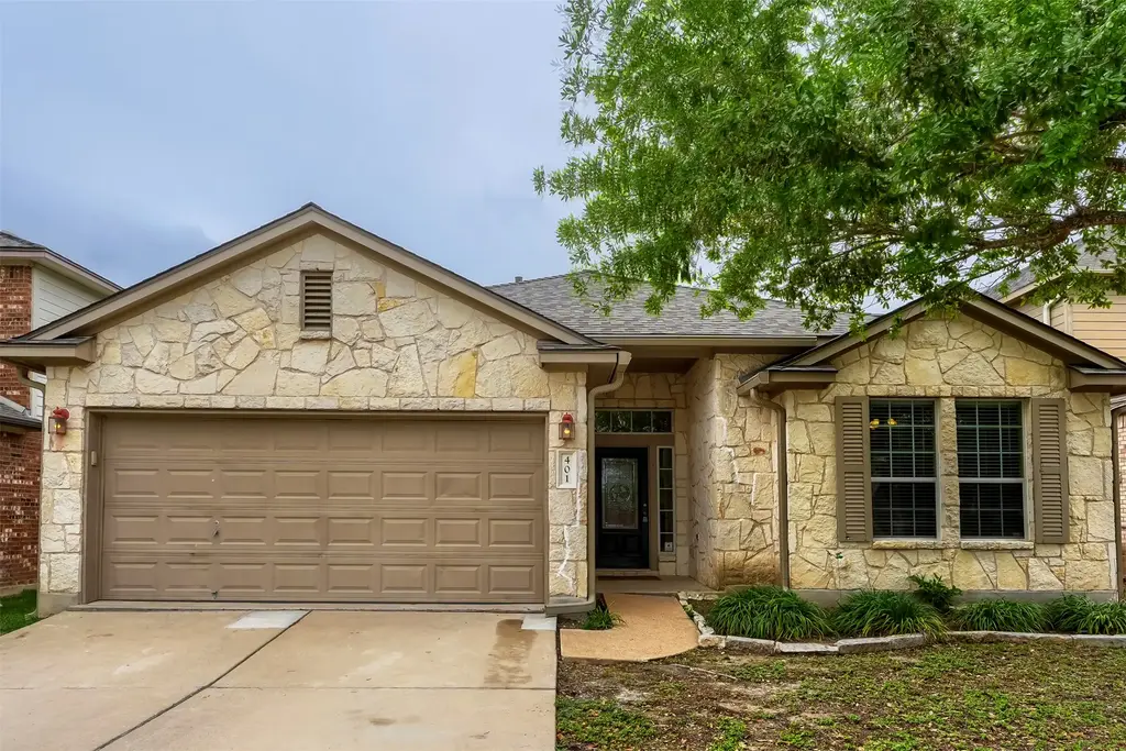 401 Tranquility Mountain, Buda