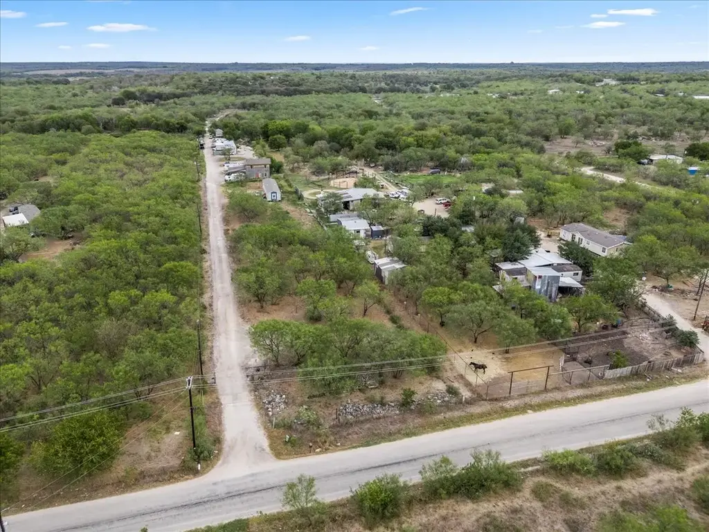 211 Caldwell Road, Dale