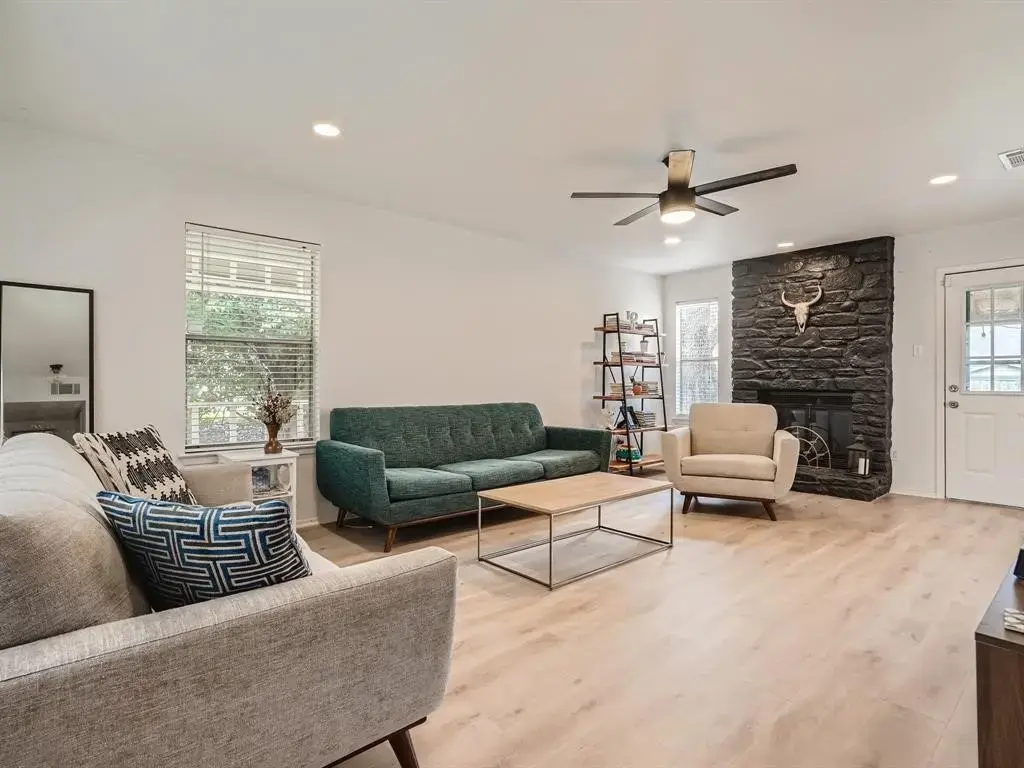 7701 Copano Drive, Austin
