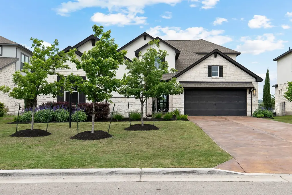 608 Tomichi Trail, Lakeway