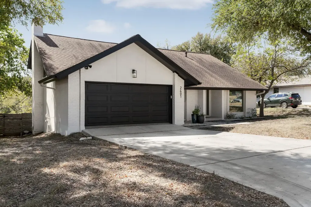 2401 Lehigh Drive, Austin