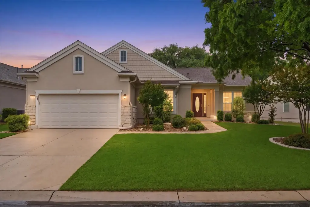 421 Rio Grande Loop, Georgetown