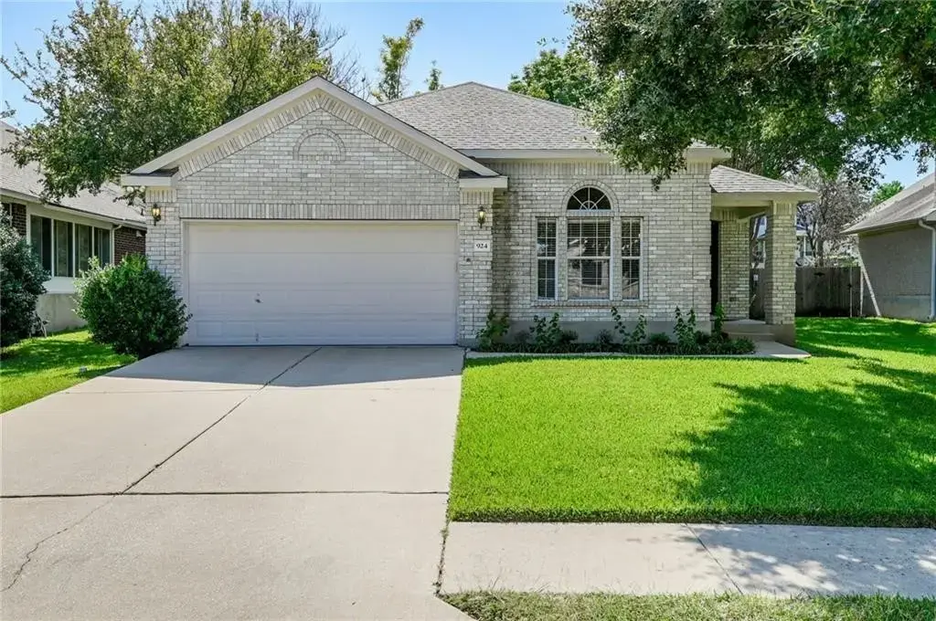 924 Tallow Trail, Cedar Park