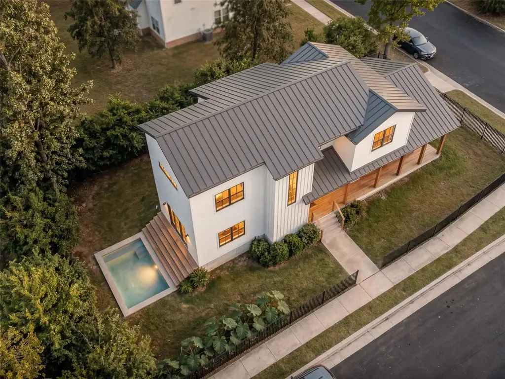 514 E Live Oak Street, Austin