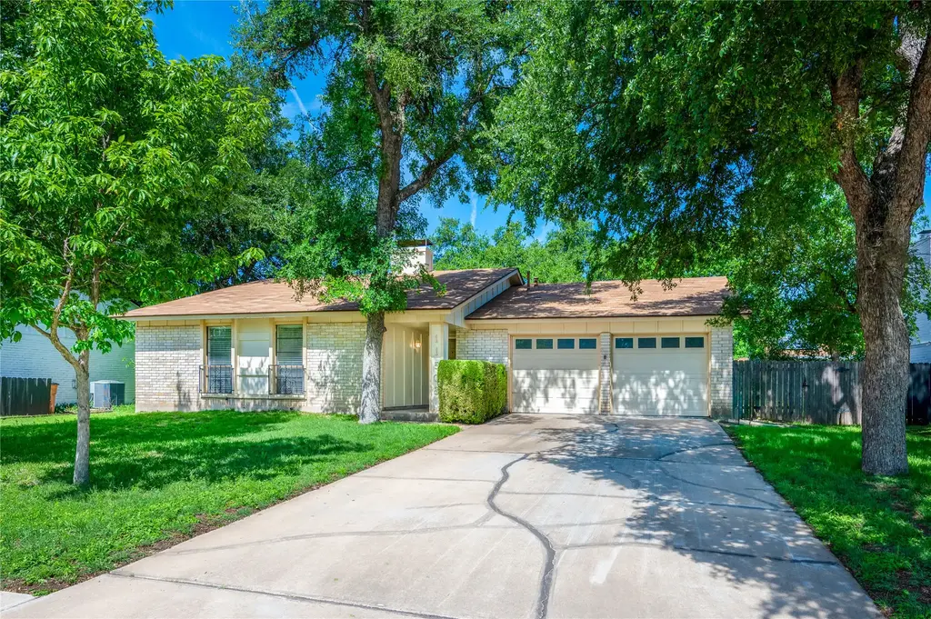 11508 Pyreneese Drive, Austin
