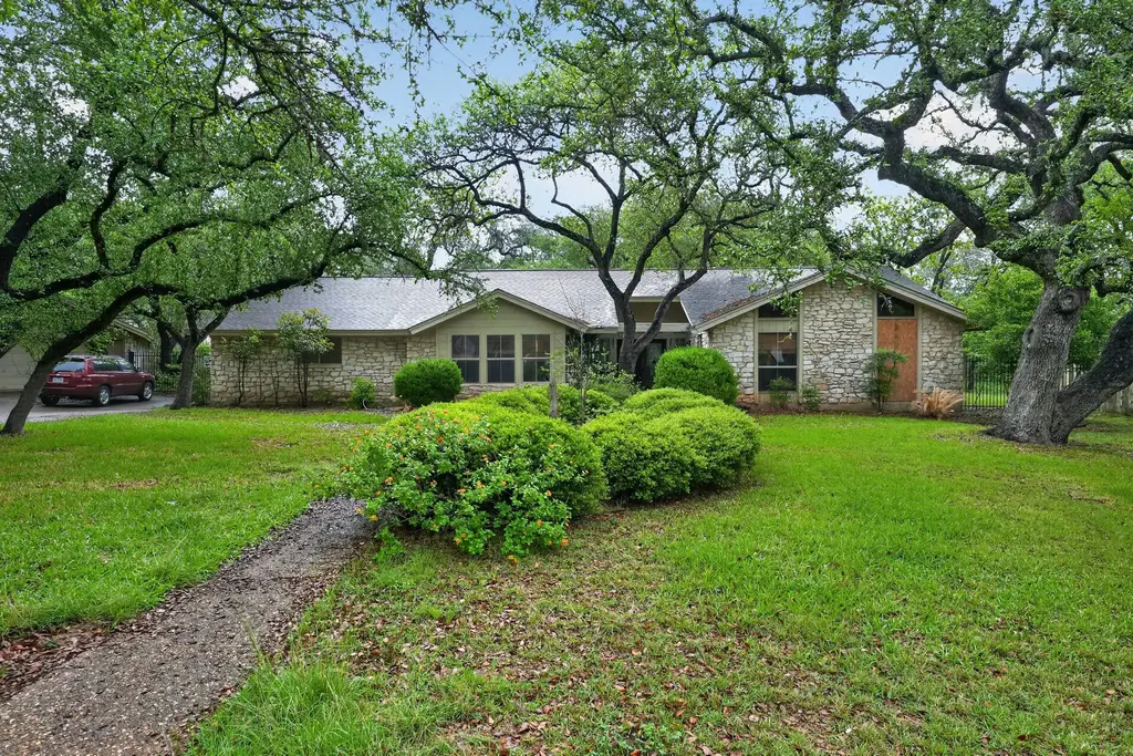 7700 Penelope Circle, Austin