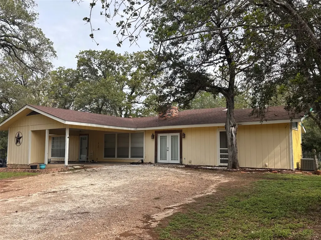 120 Cedar Spur, Bastrop