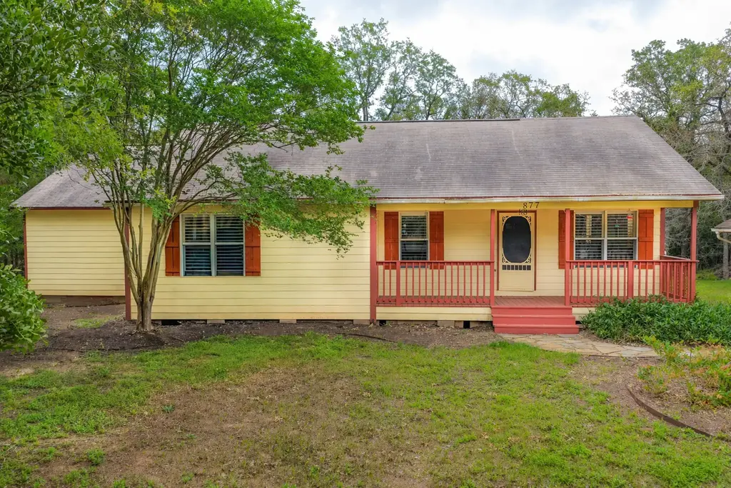 877 Hollow Bend, Caldwell